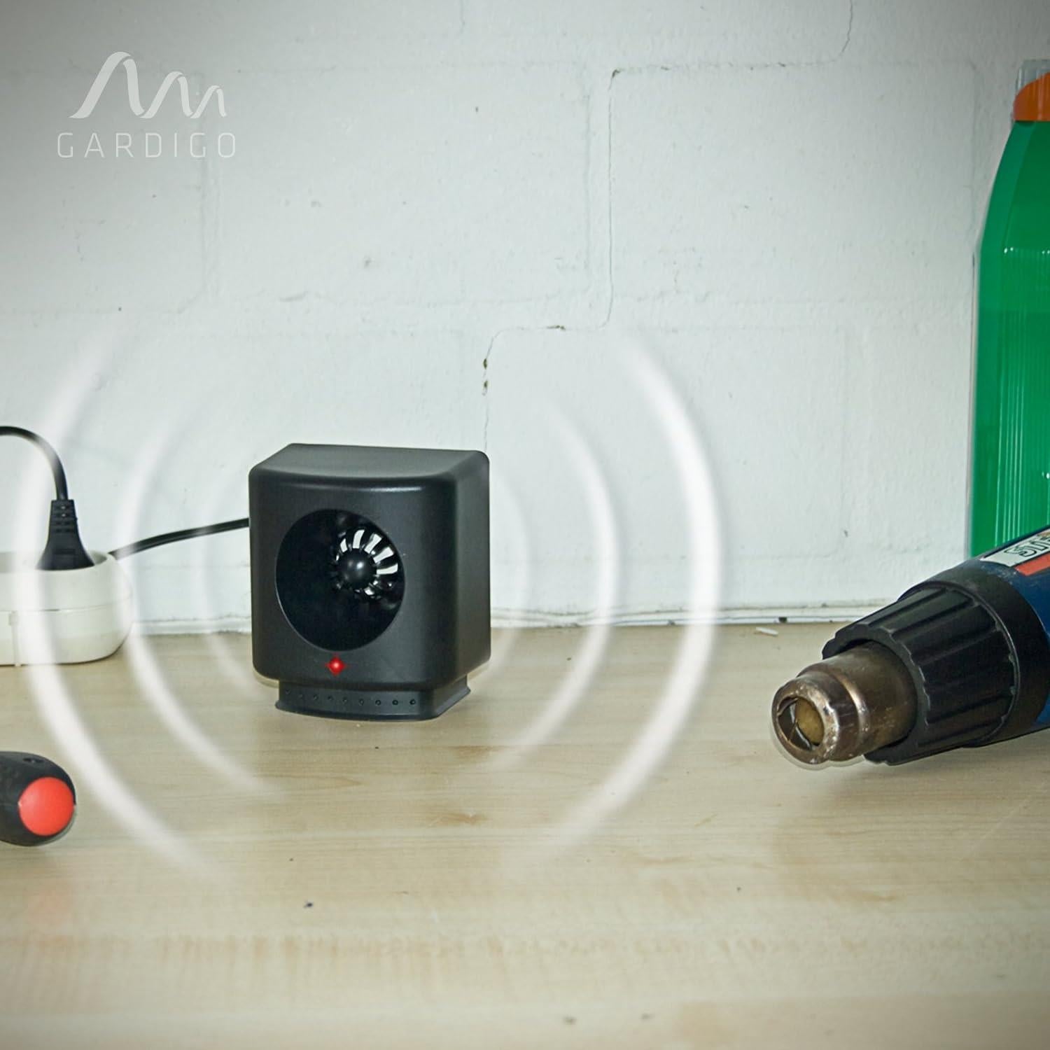 Isotronic Ultrasonic Pest Stopper 20 - 70 kHz 4.5 W Indoor