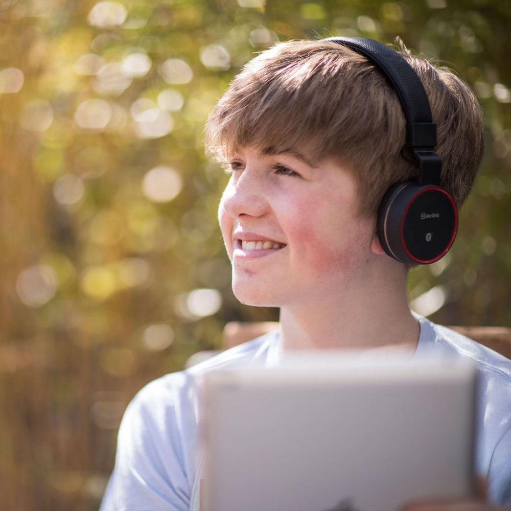 Av:link Foldable Stereo Bluetooth Headphones Wireless Headset Mic MP3 FM SD Slot Smartphone - Black