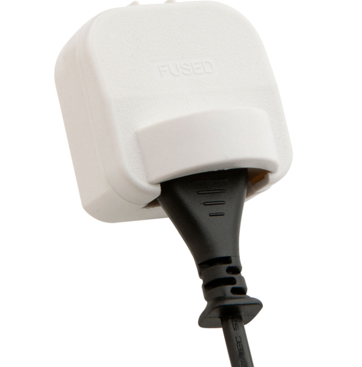 Euro Plug Converter 2 Pin Schuko SCP Plug to Fused 3 Pin UK Mains 3A White