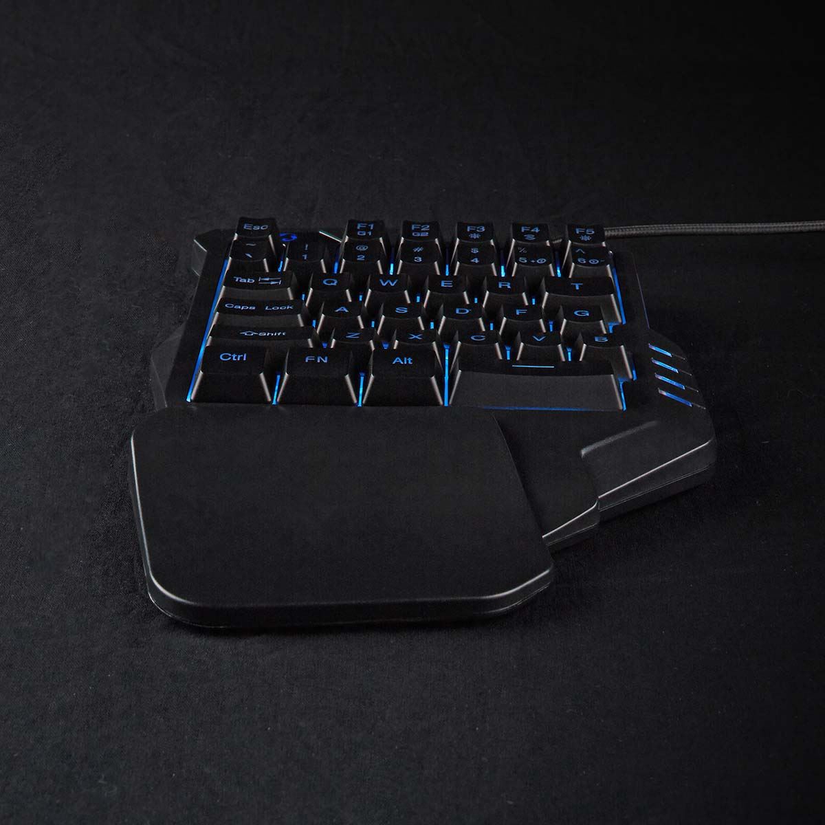Nedis Wired Gaming Keyboard | USB Type-A | Membrane Keys | RGB | Single-Handed | Universal | USB Powered | Power cable length: 1.60 m | Gaming