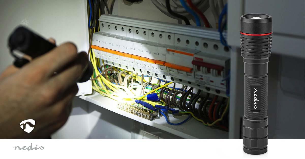 Nedis LED Torch, Rechargeable 1000 Lumen Flashlight with Adjustable Focus Beam, USB-C Charging, IPX7 Water-Resistant, 200m Beam, 2h Runtime