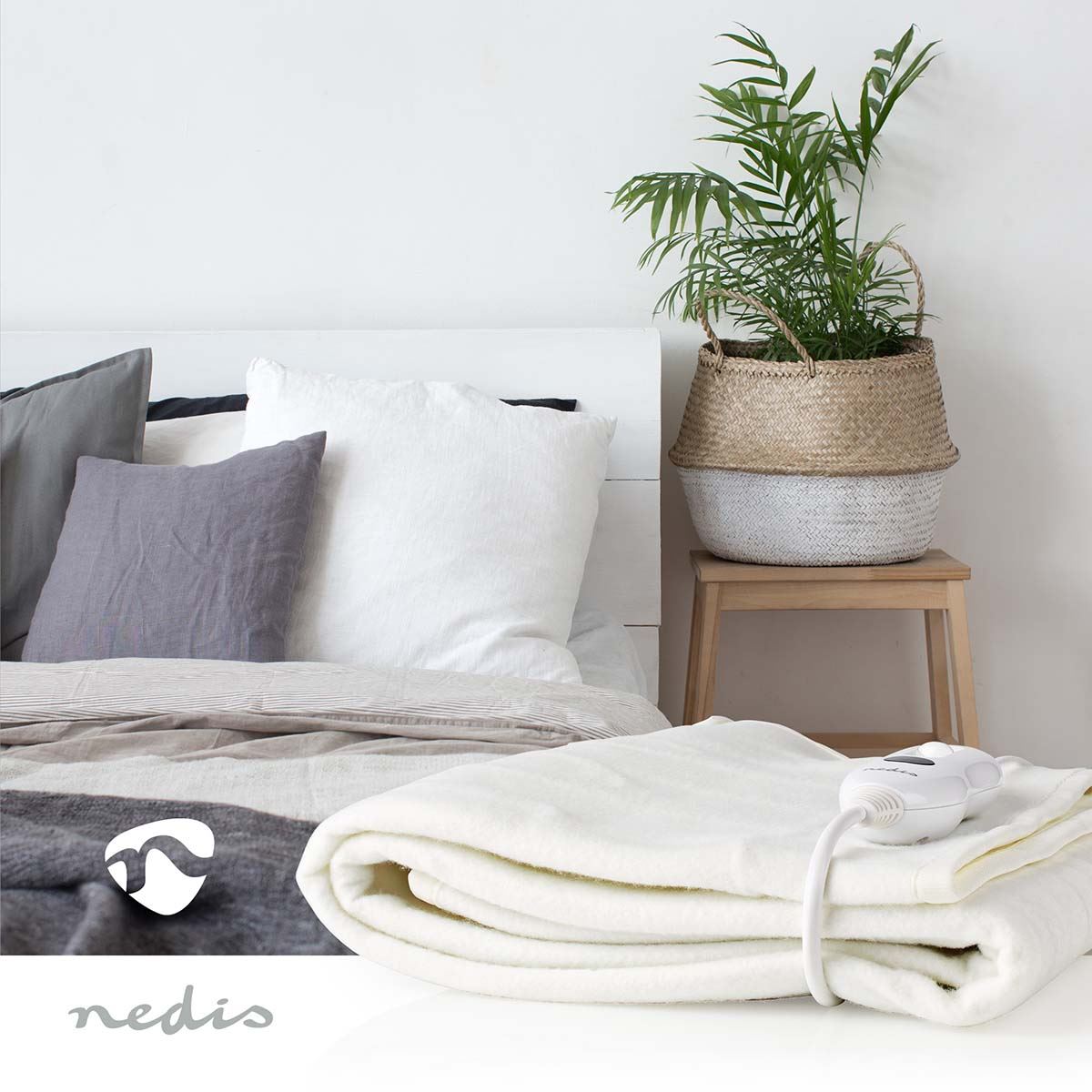 Nedis Heated Blanket, Underblanket 150 x 80cm, 1 Person, White, 3 Levels, Timer Auto-Off, Machine Washable, Soft and Full Body Warming, Sofa Bed Office Use, Warm blanket, Electric throw