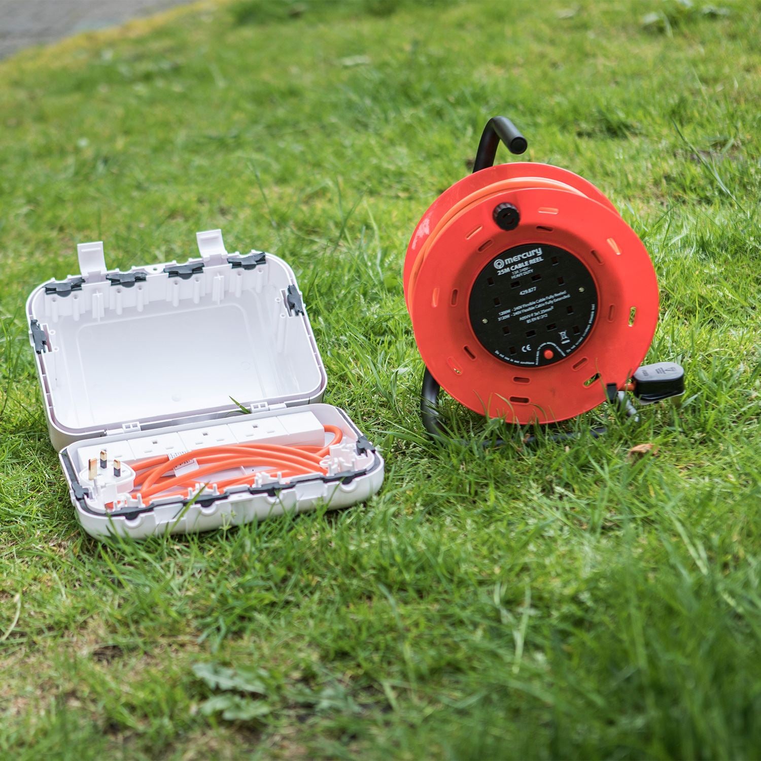 Mercury 25m Meter 4 Way Gang Mains Extension Reel Drum with Thermal Cut Out 13A