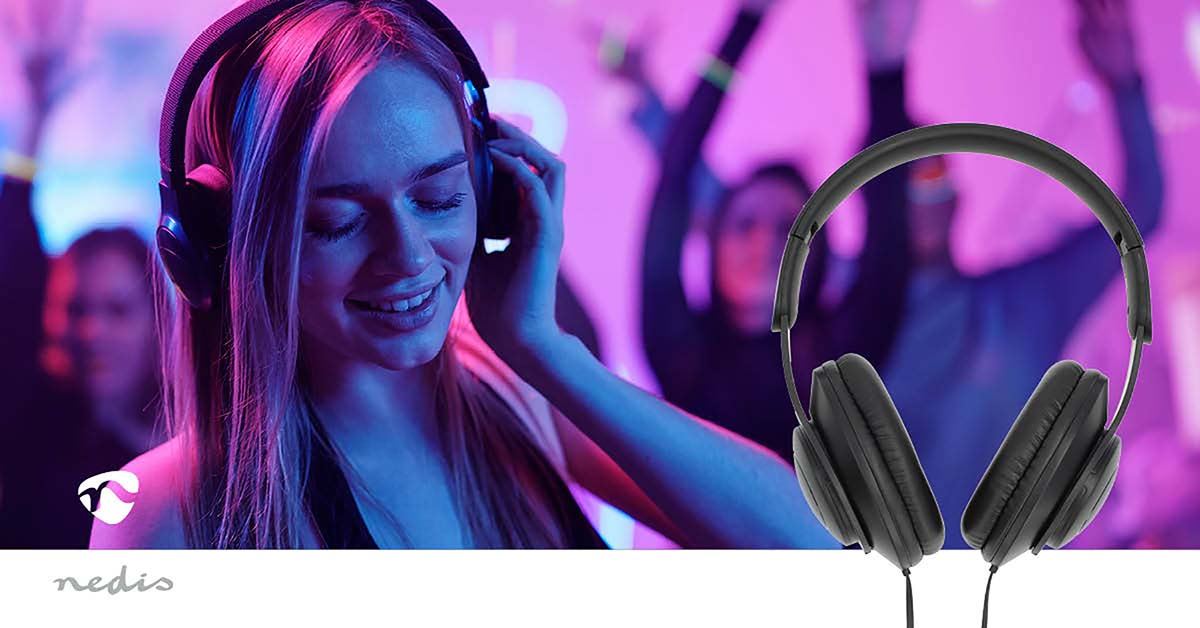 Nedis Wired Over-Ear Headphones with USB-C Connector, Extra-Soft Earcups for Comfort, Swivel Foldable Design for Travel, Adjustable Headband, Built-In Microphone, Inline Remote Control - Black