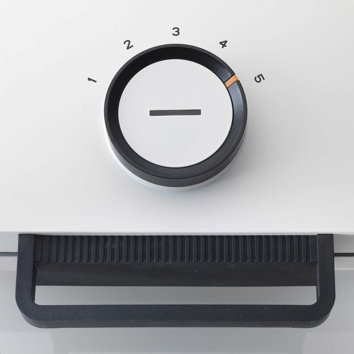 Trebs Waffle Maker Iron, Double Heart Shape Waffle Machine with Non Stick Plates & Adjustable Temperature Control, 1200W - White