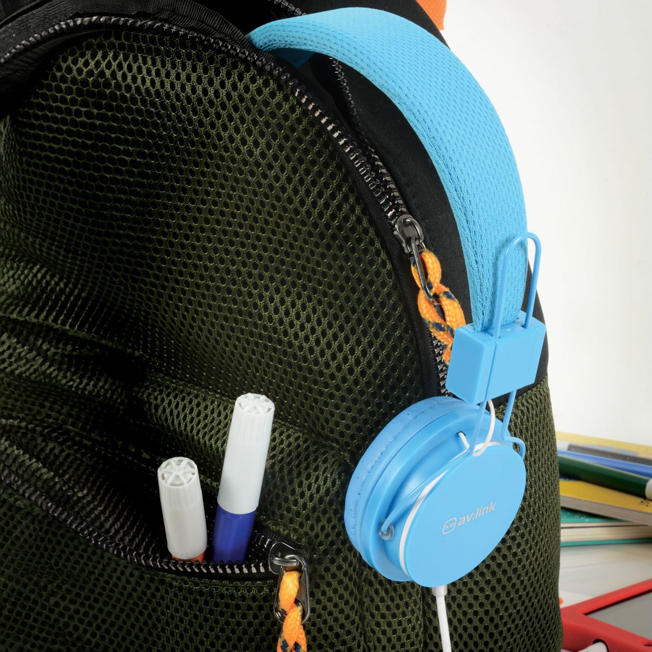 Av:link Educational Children's Headphones with in-line Microphone - Blue