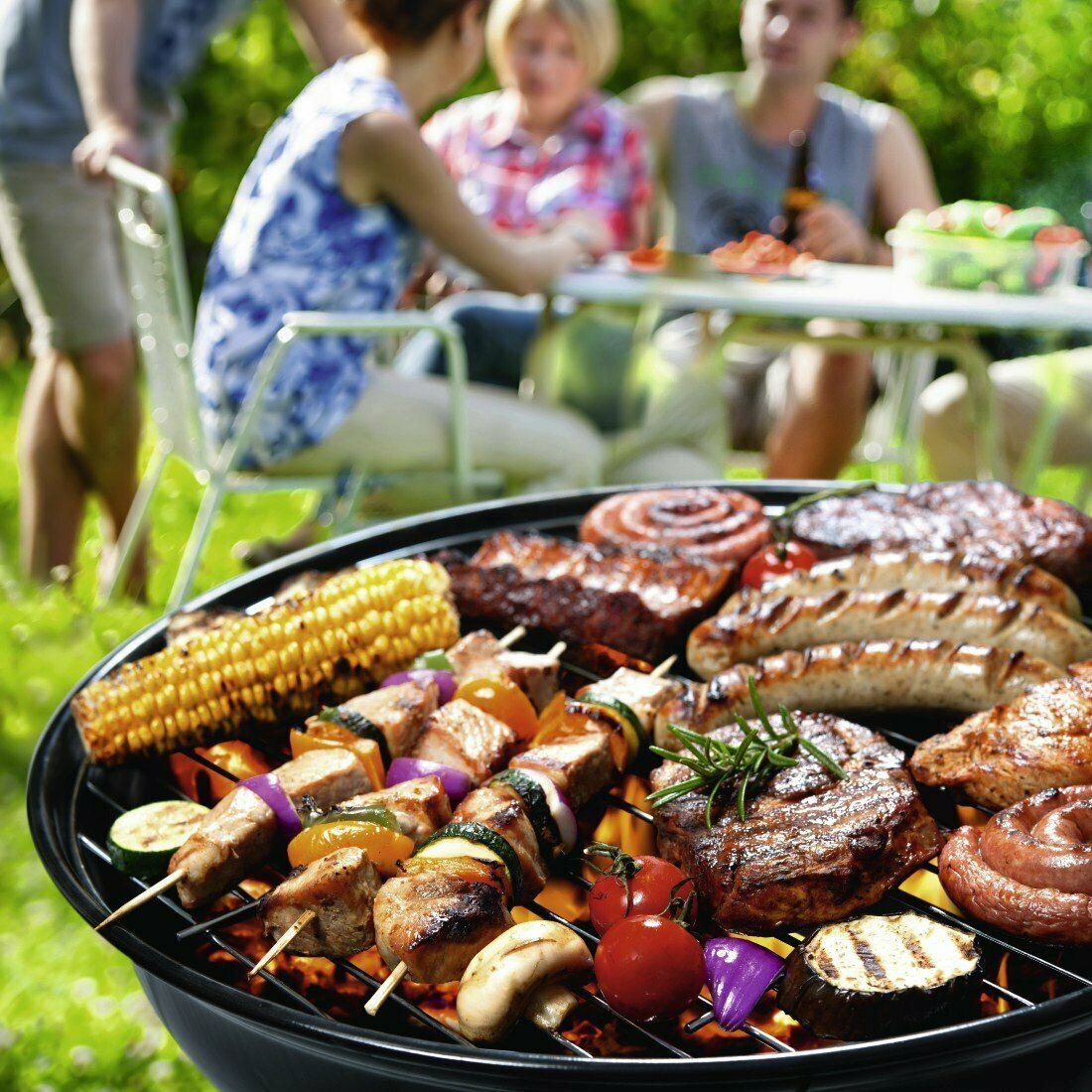 Xavax Barbecue Skewer Set, made of stainless steel, with rack, 5 pieces