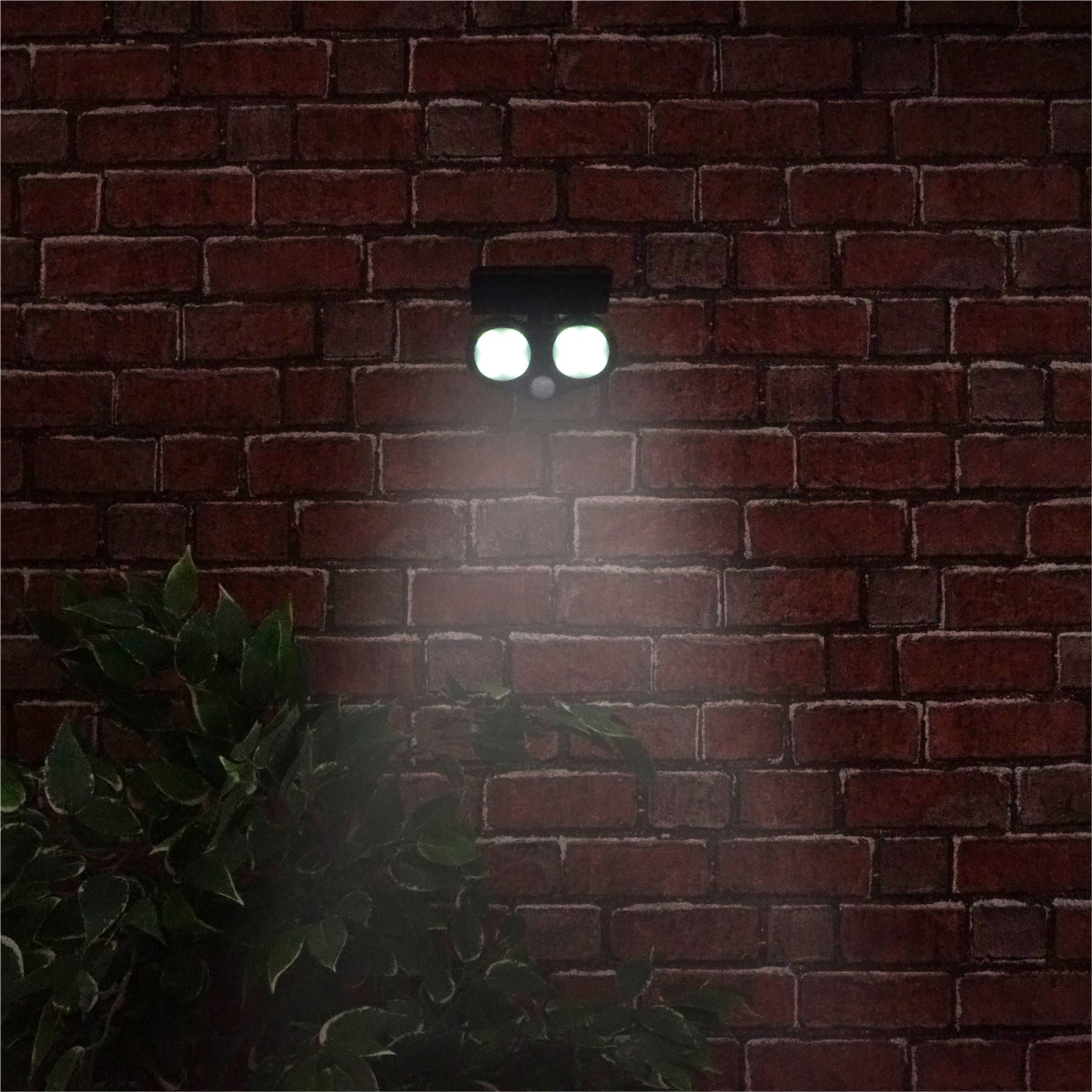 Twin LED Solar Security Lamp  Wall and Floor Mount With Movement Sensor.