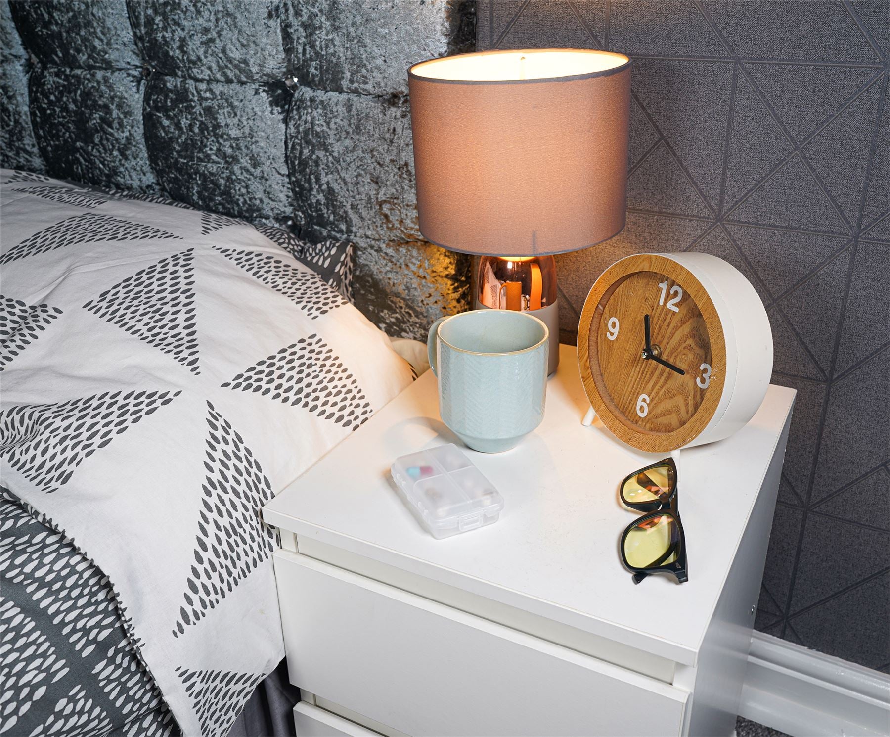 10 Compartment Pill Case.Medication Storage,Compact,Multiple Tablets and Pills,Weekly Pill Box,Alzheimers and Dementia Care,Aids for Elderly