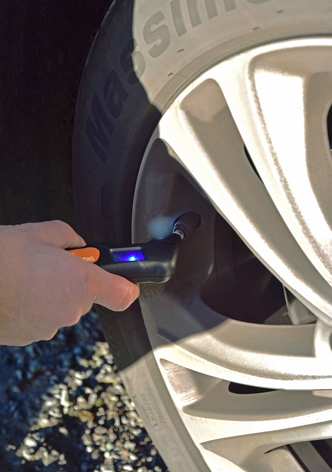 Mercury Digital Tire Pressure Gauge for Accurate Readings, Easy Visibility, Durable Construction | Car, motorcycle and Bike tyre pressure gauge