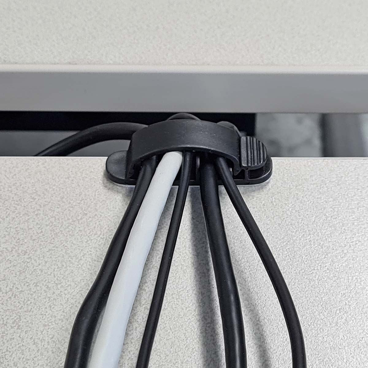 Nedis Cable Management | Cable Clip | Locked | 3 pcs | Number of slots: 3 Slots | Maximum cable thickness: 7.5 mm | Polypropylene | Black