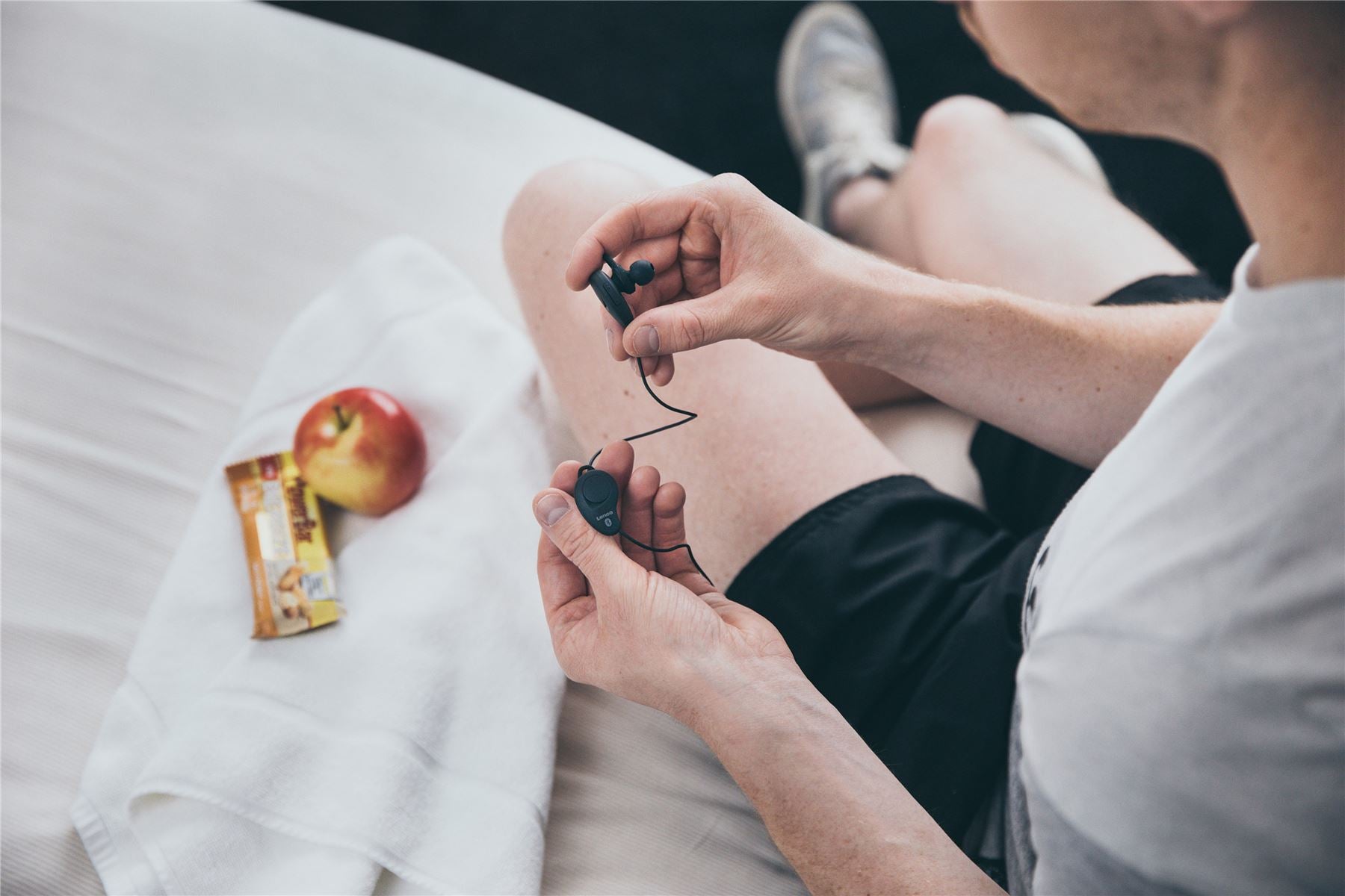 Lenco Sports Bluetooth® | Rechargable In-Ear Earphones | Black