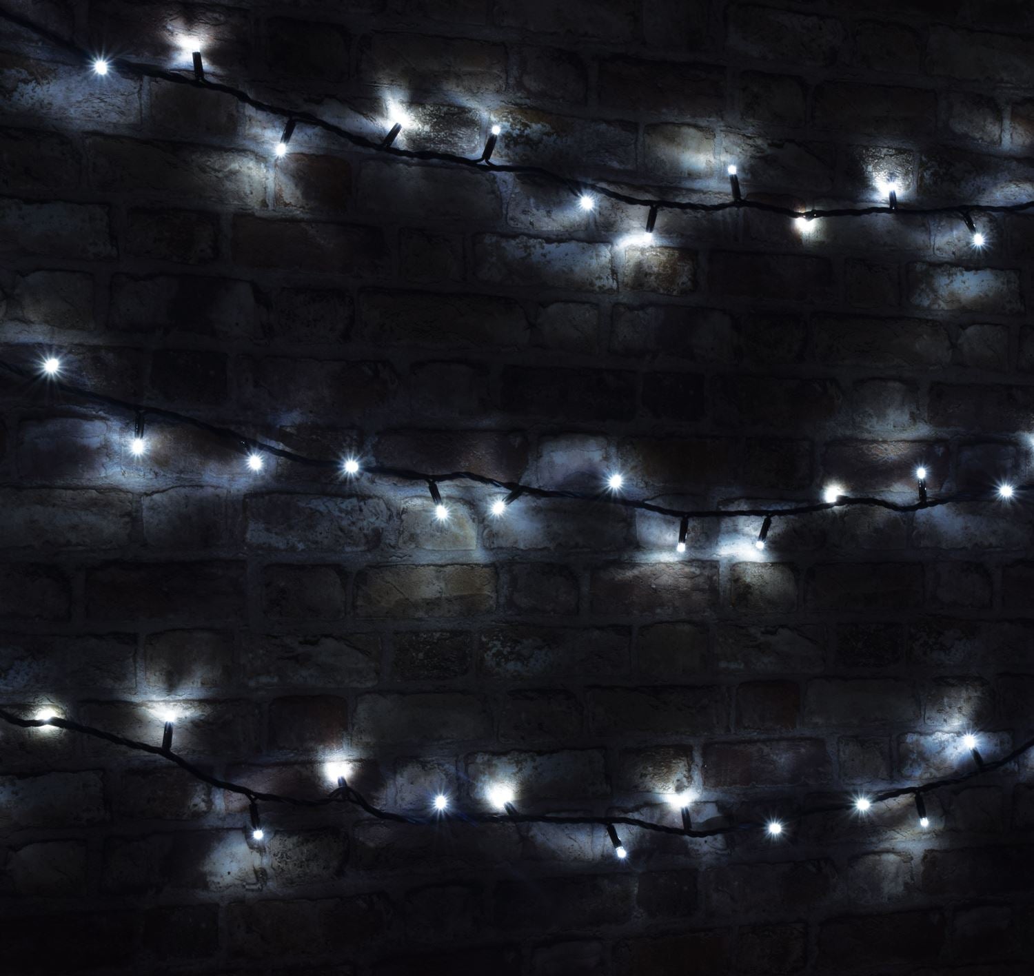 Lyyt 90 LED 9m Lyyt-Link Heavy Duty LED String Lights [Linkable] - Cool White