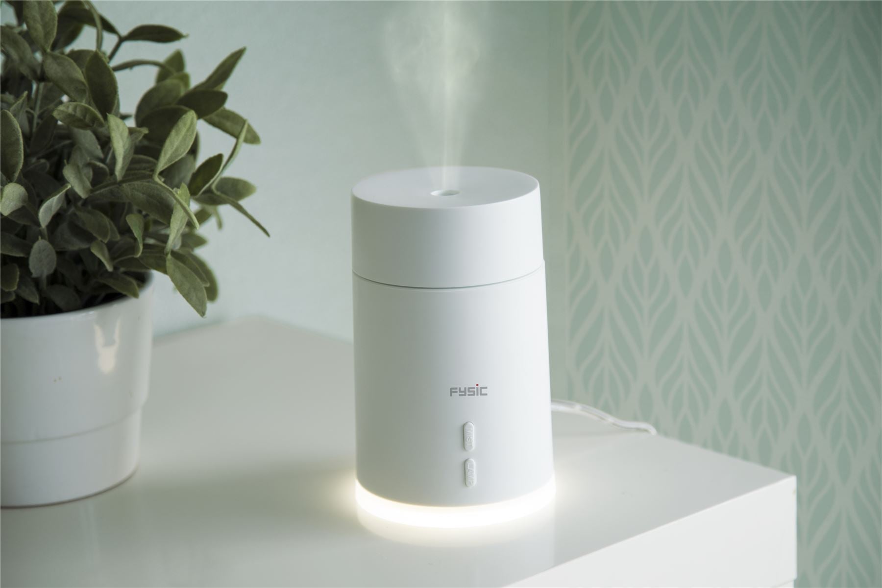 Fysic Ultrasonic Air Humidifier uses Ultrasonic Cooling Vapour Technology / Aroma Fragrance - White