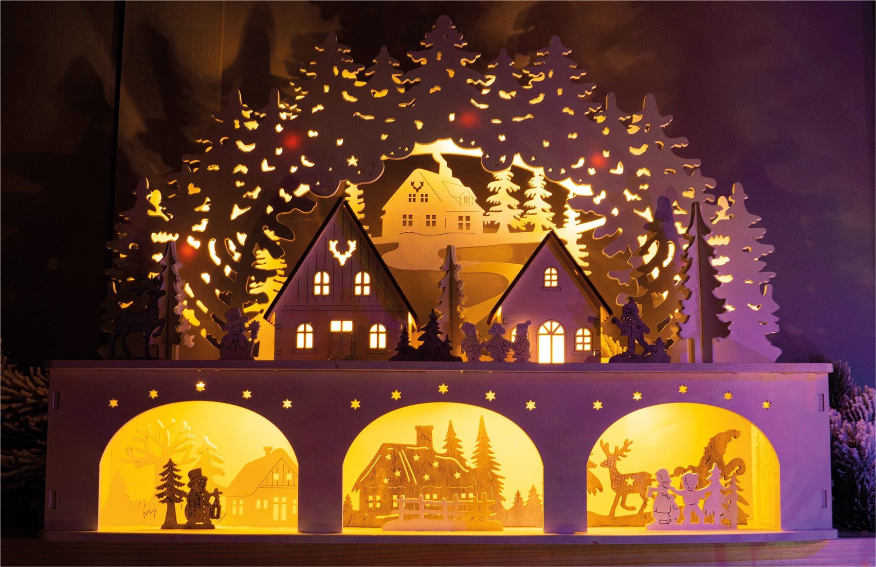 St Helens Christmas Battery Powered Wooden Light Up Festive Village Forest Scene Ornament