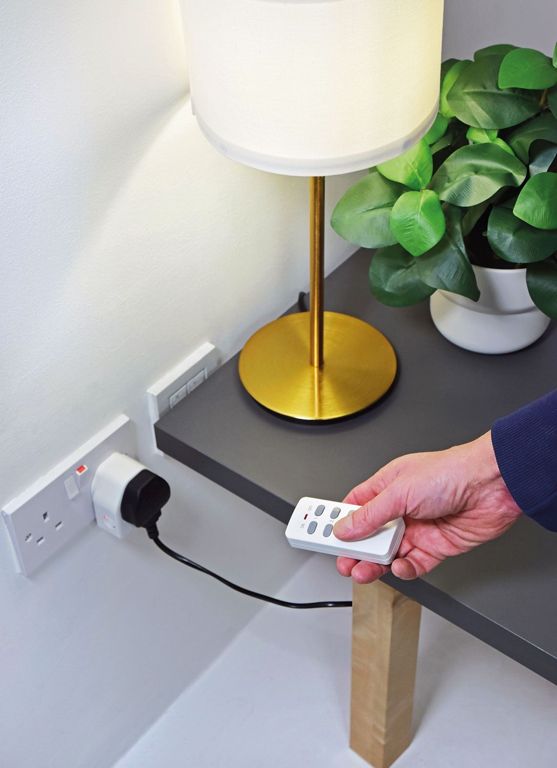 Mercury 3x Wireless Remote Control Gang Outlet Mains Sockets Programmable