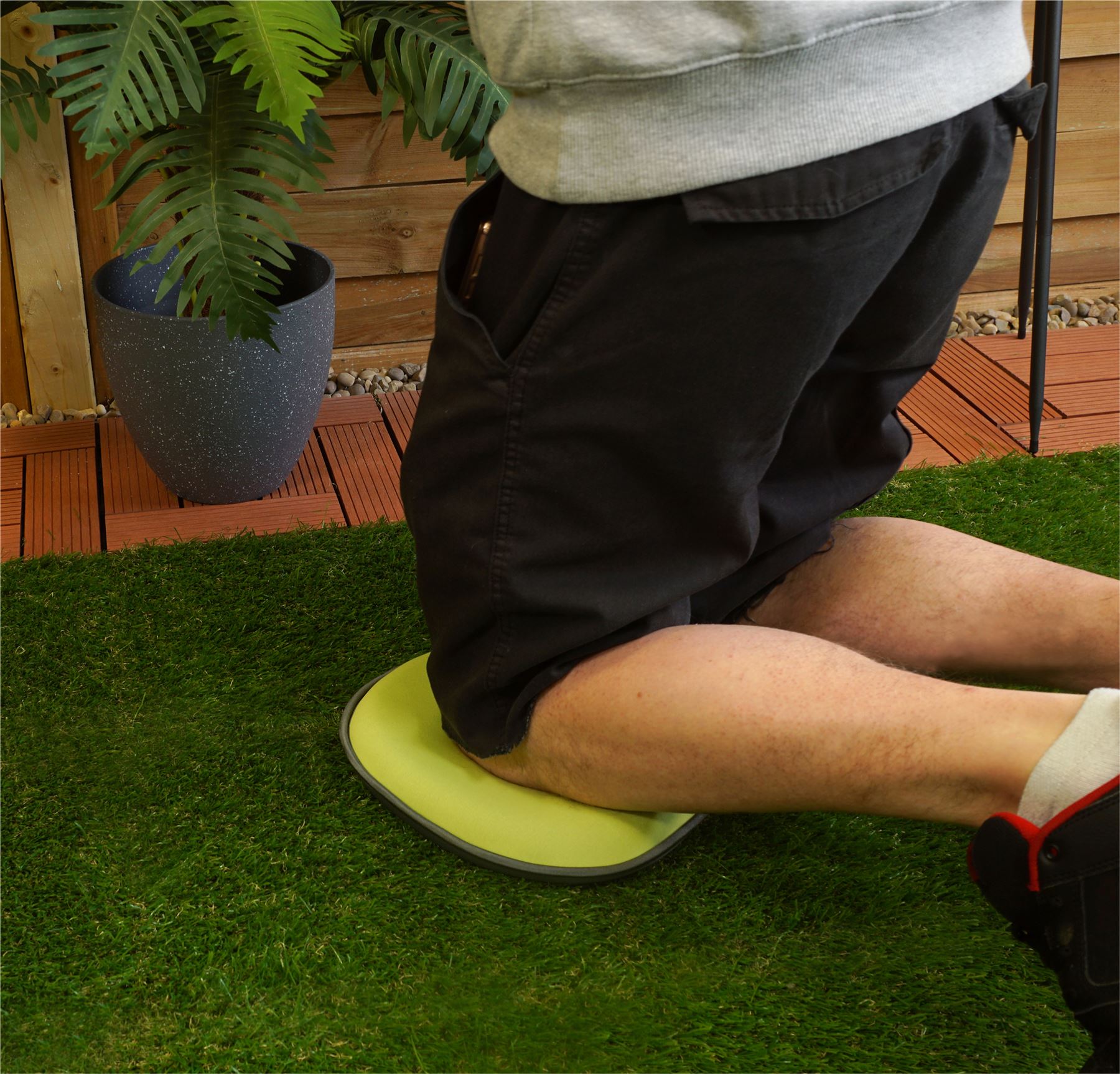 Memory Foam Garden Kneeling Mat / Pad 47 cm x 27 cm - Green