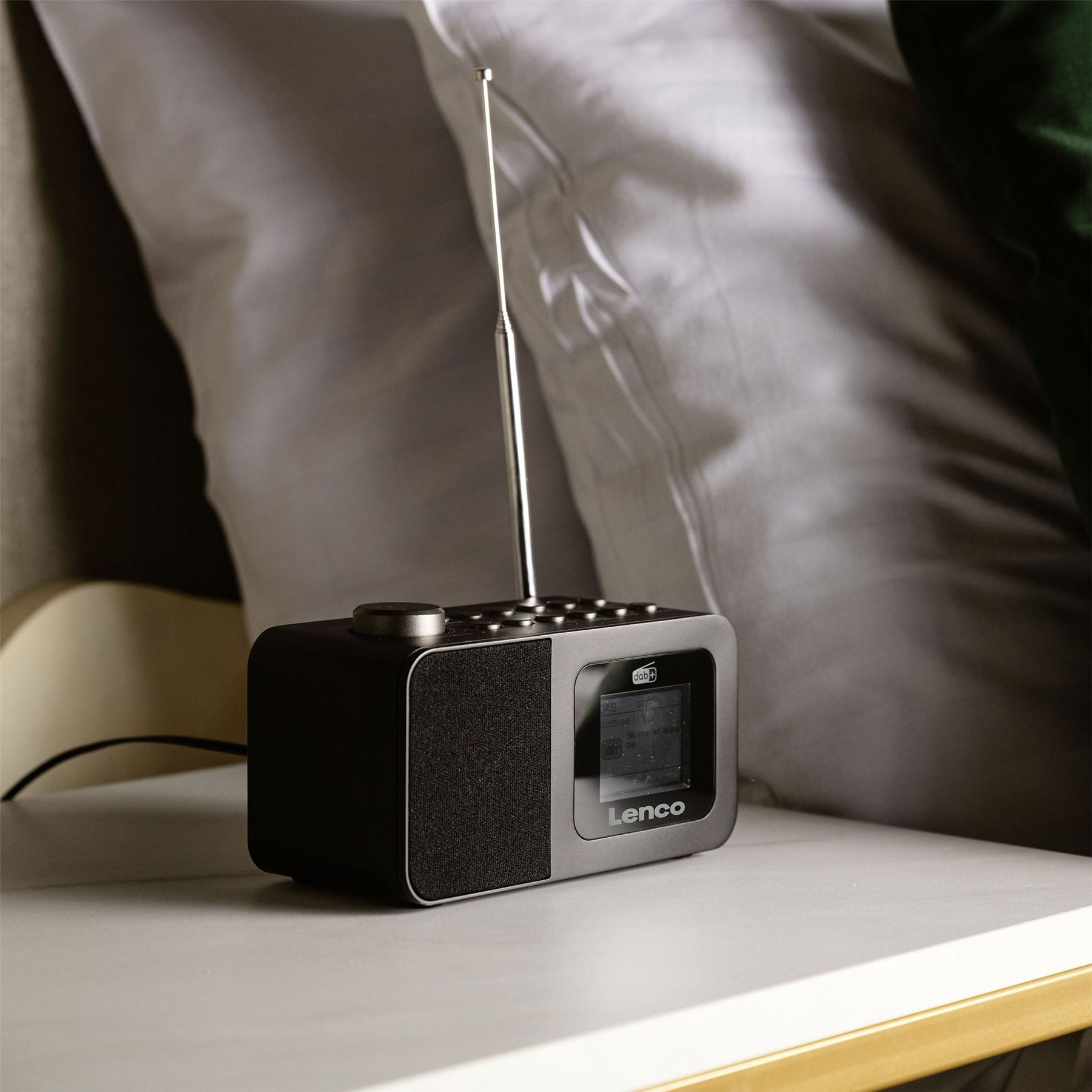 Lenco DAB+/FM Radio alarm clock with colour display, sleep timer, and dual alarm function Black