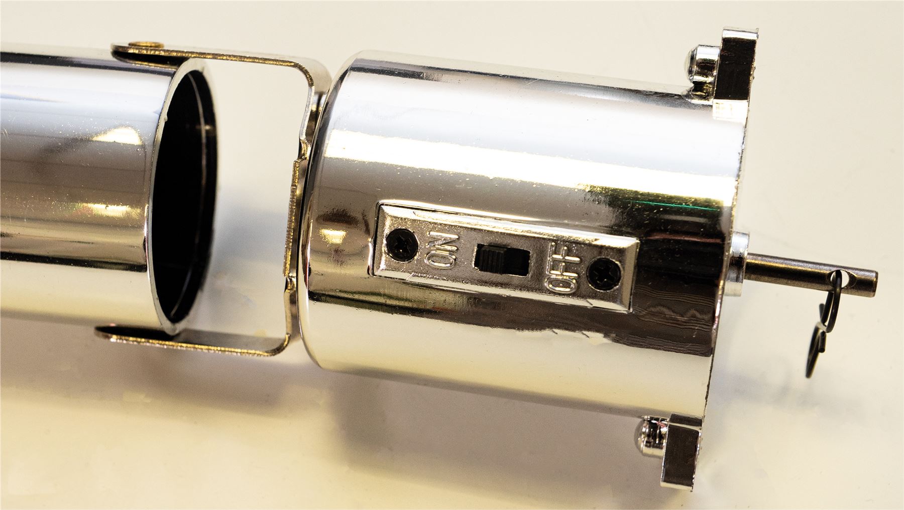 Mirror Ball Motor 5 RPM Battery Powered - Chrome Effect