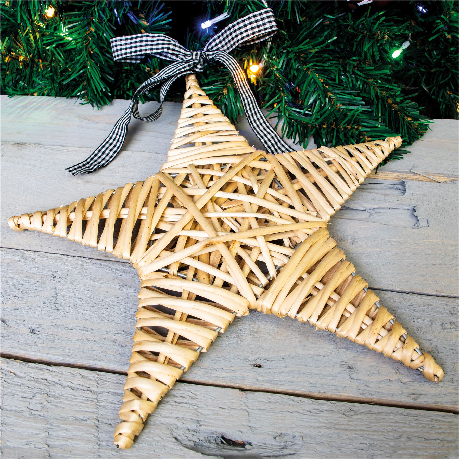 Natural Woven Wicker Christmas Star Wall Hanging Decoration