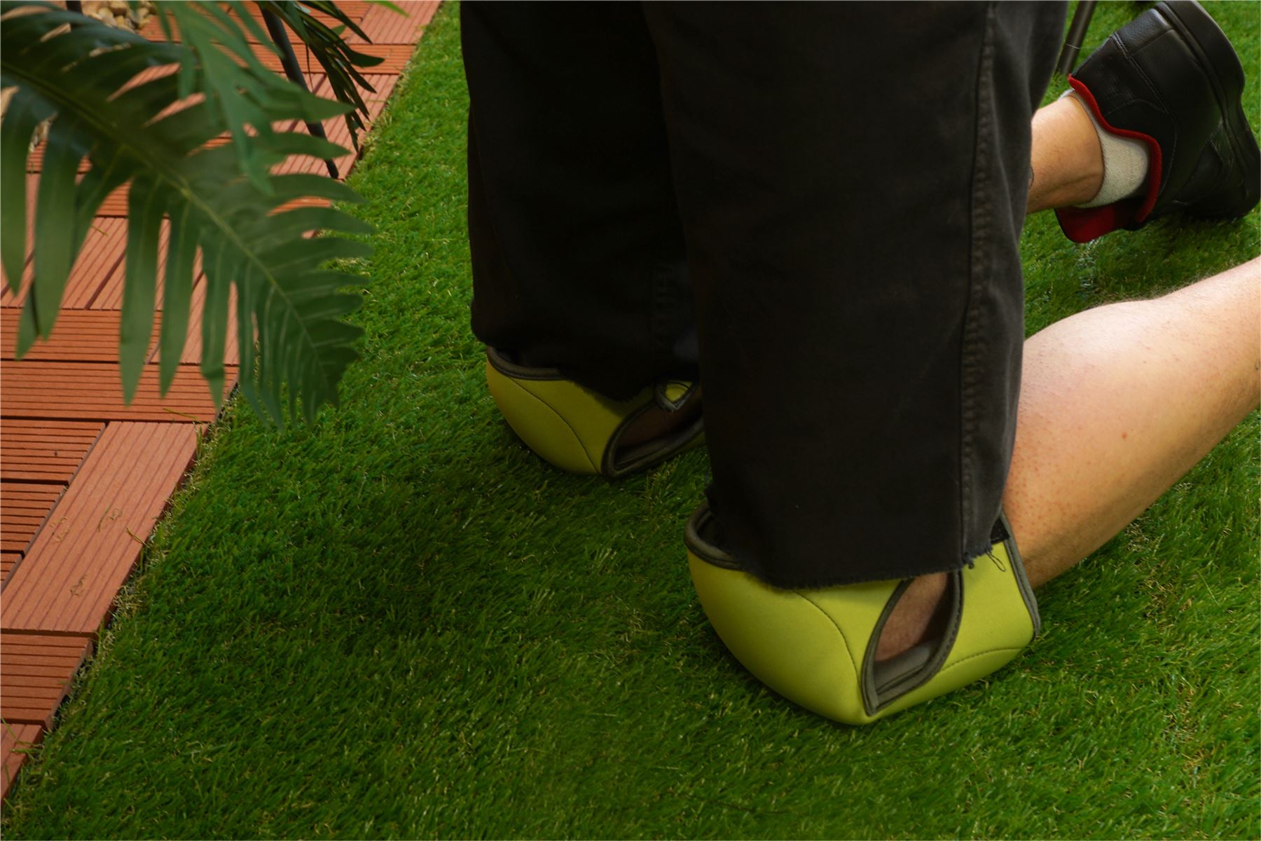 Memory Foam Garden Kneeler Knee Pads - Green