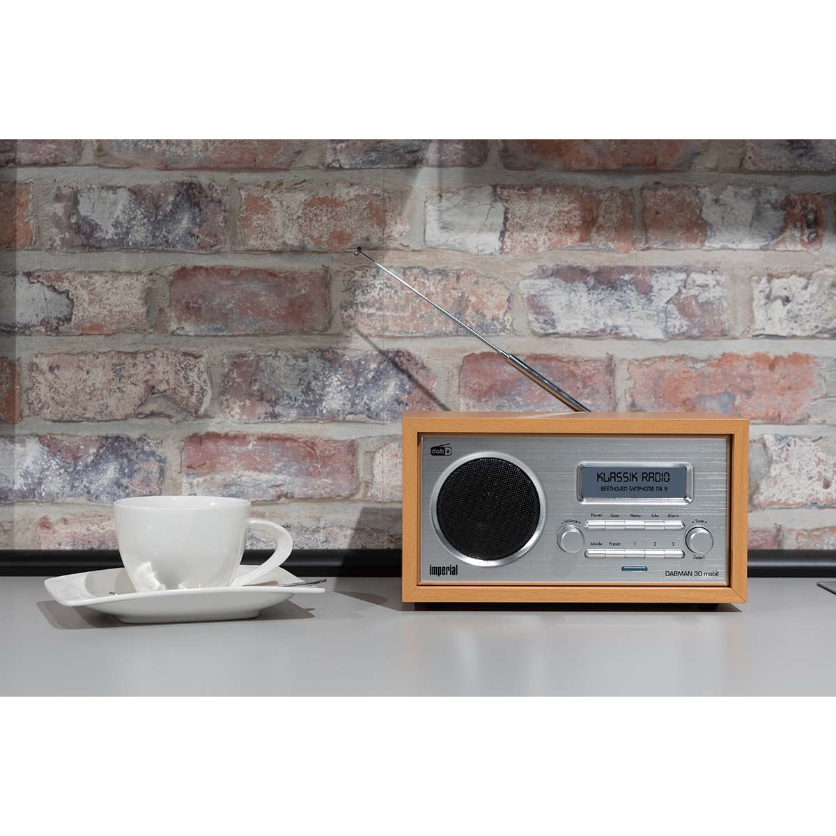Imperial DABMAN 30 Mobile DAB+ / FM radio Wood