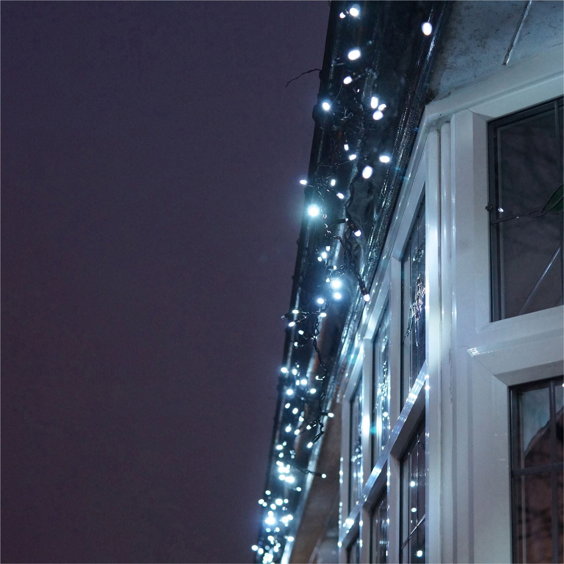 5m Easy-Connect Cool White 120 Icicle Lights Black Rubber With 60/40/20cm Drop with 10% Twinkle