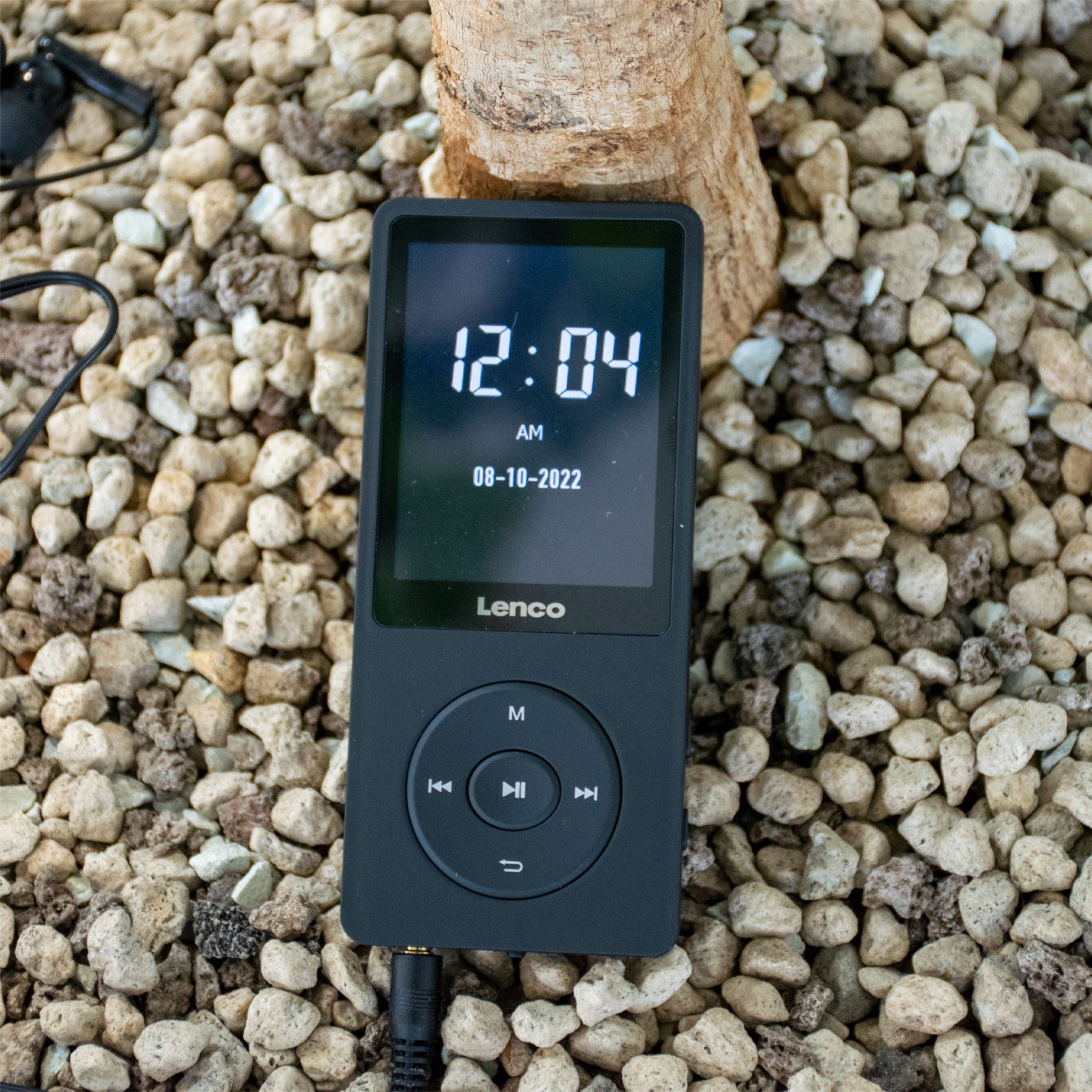 Lenco MP3/MP4 Player | 2.4" TFT LCD Display | 8GB | Black