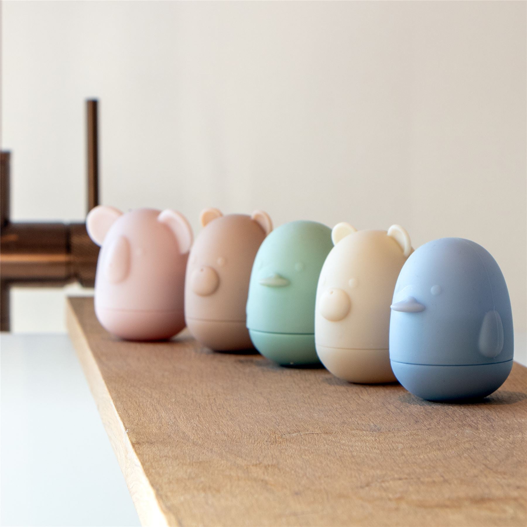 Alecto Set of Five Colourful Bath Toys with Water Temperature Thermometer for Babies and Children