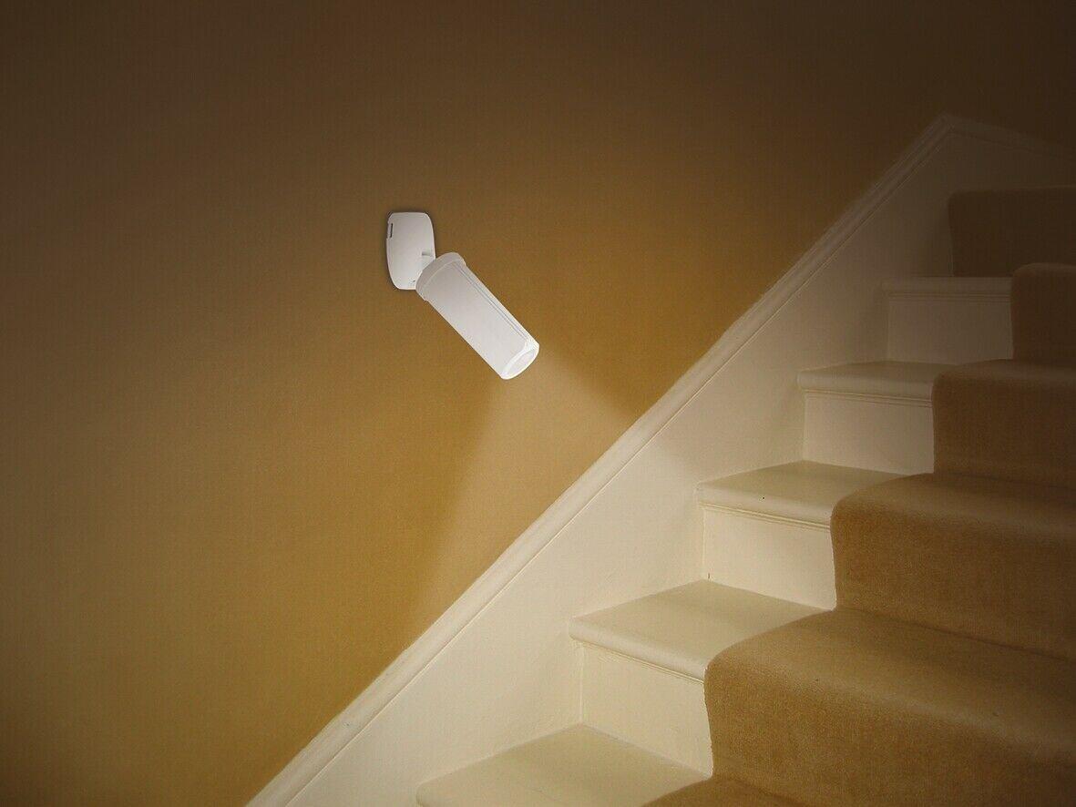 Directional LED Light Cupboard / Garage / Shed Lights PIR Motion Sensor Battery Powered