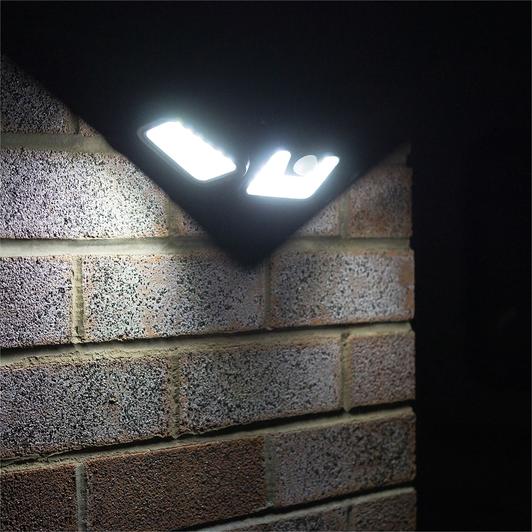 Solar Powered Adjustable PIR Motion Wall Sensor Security Light with 74 LEDs