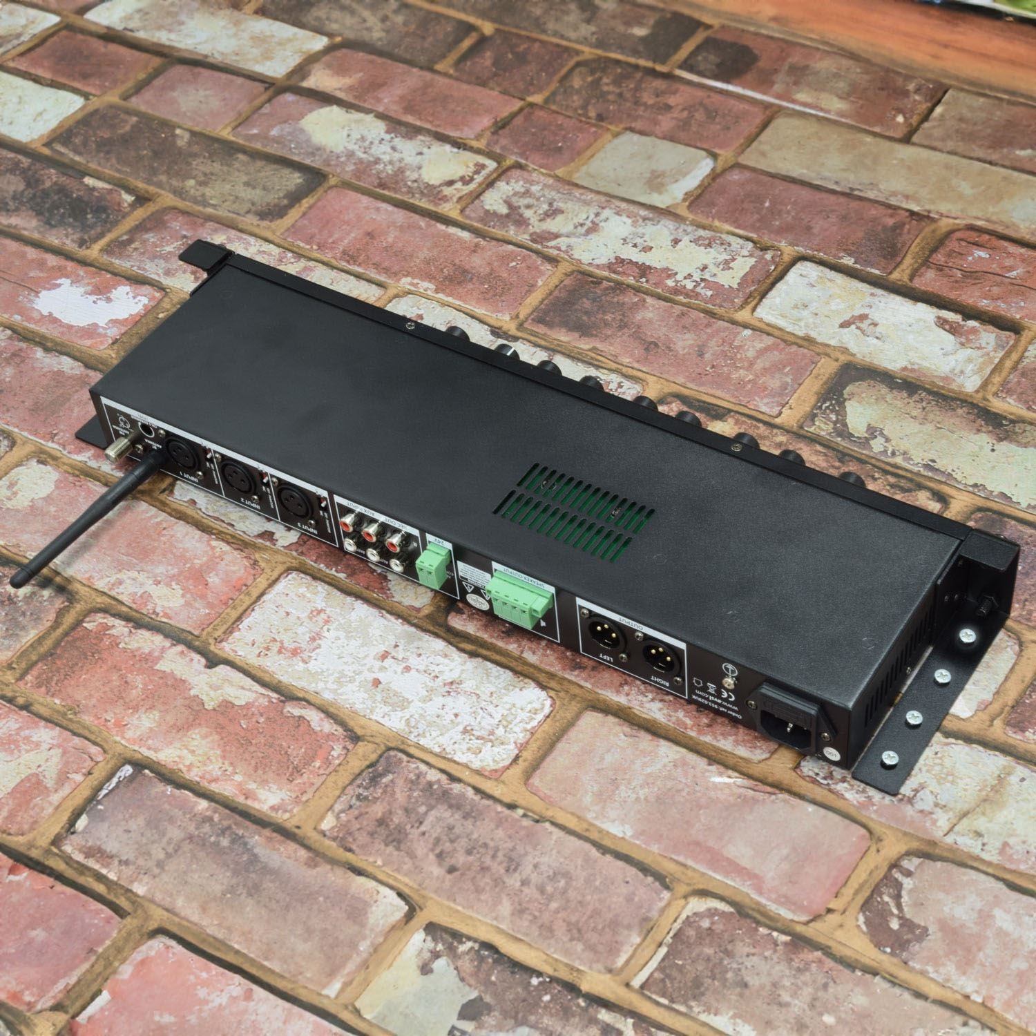 Adastra RACK-IT Wall / Counter Mounting Brackets 1U - pair