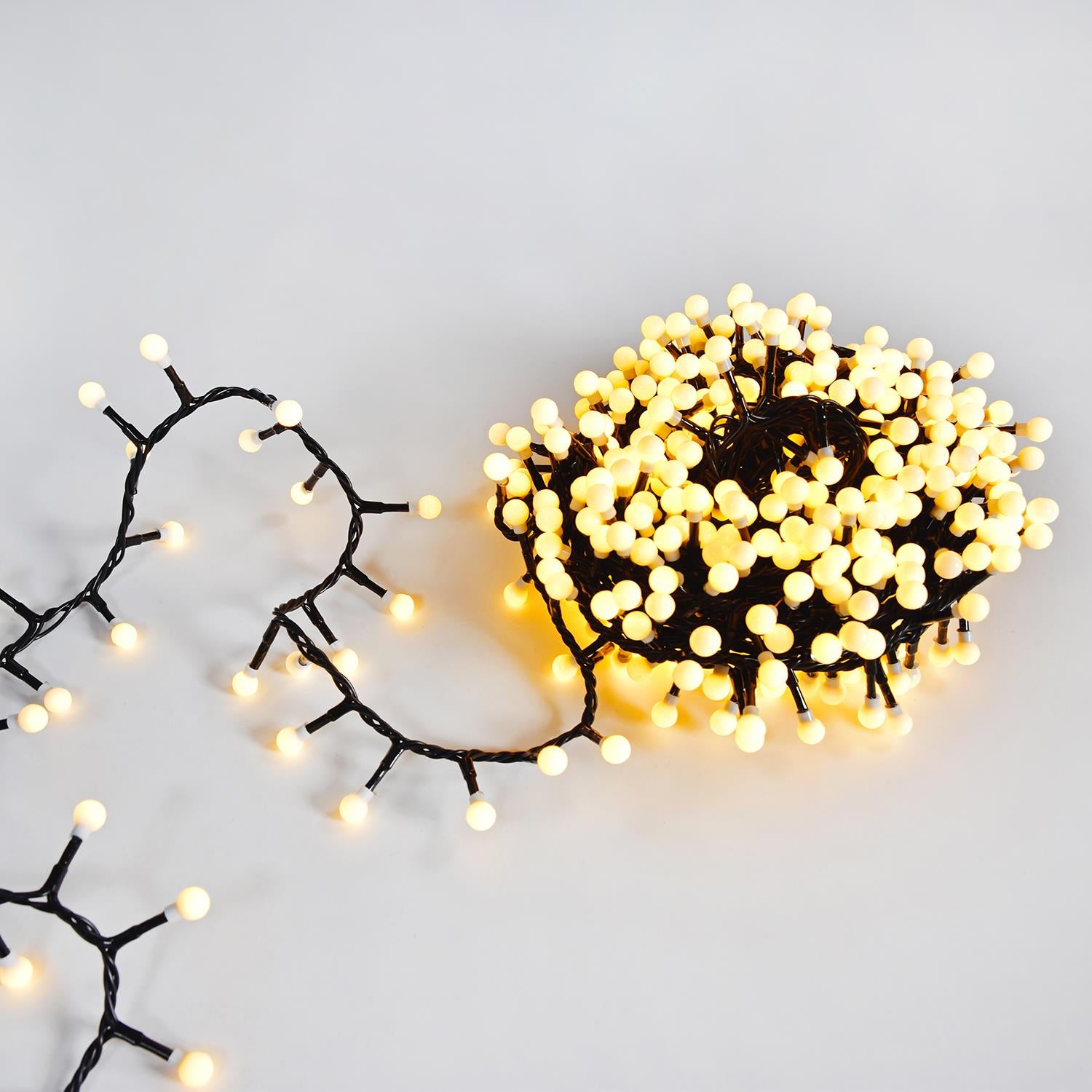 Lyyt 12m 500 LED Mini Berry Warm White Lights Indoor/Ourdoor with Timer & Remote