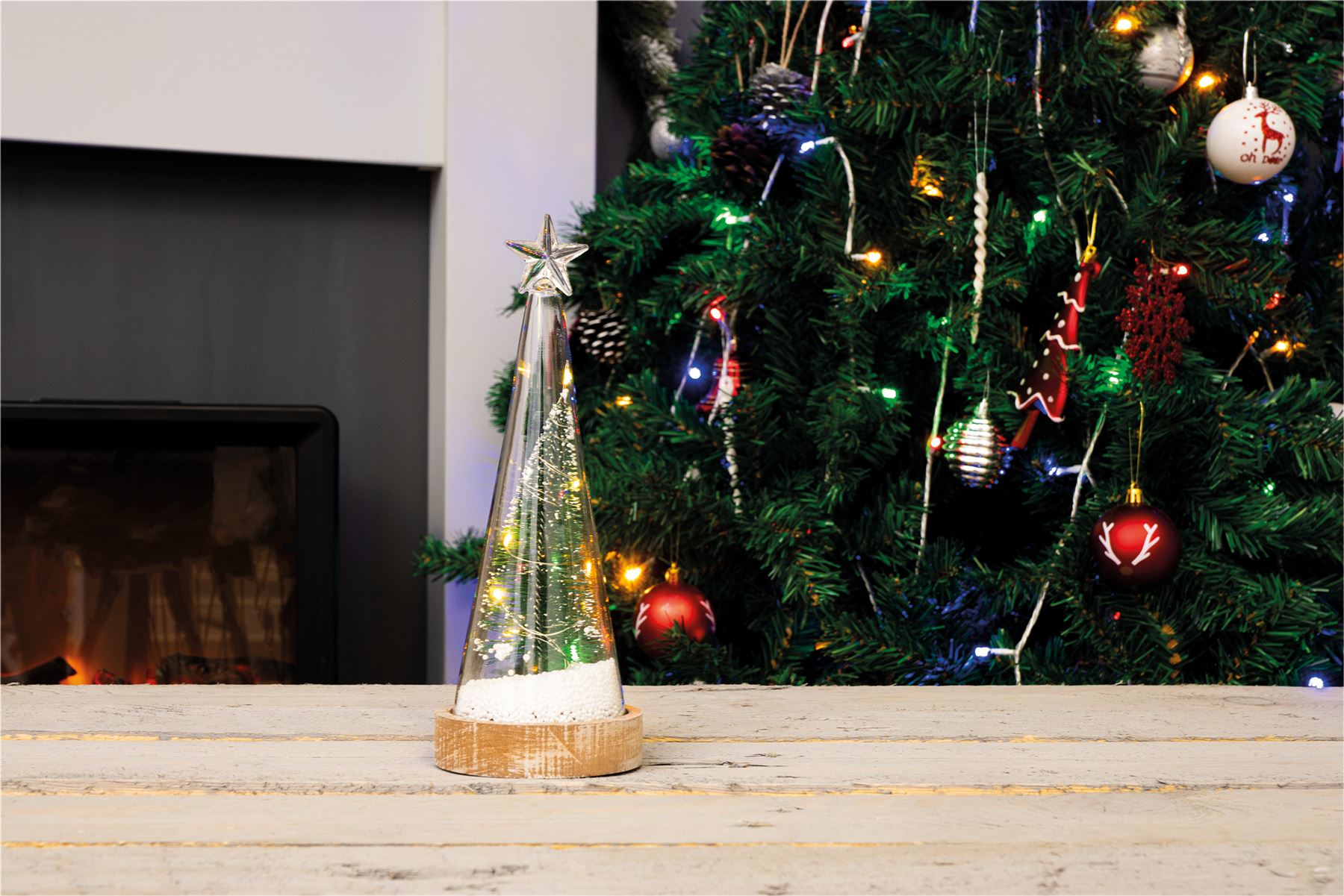 Table Top Glass Enclosed Christmas Tree Scene Ornament Decoration with Wire LED Lights Battery Powered