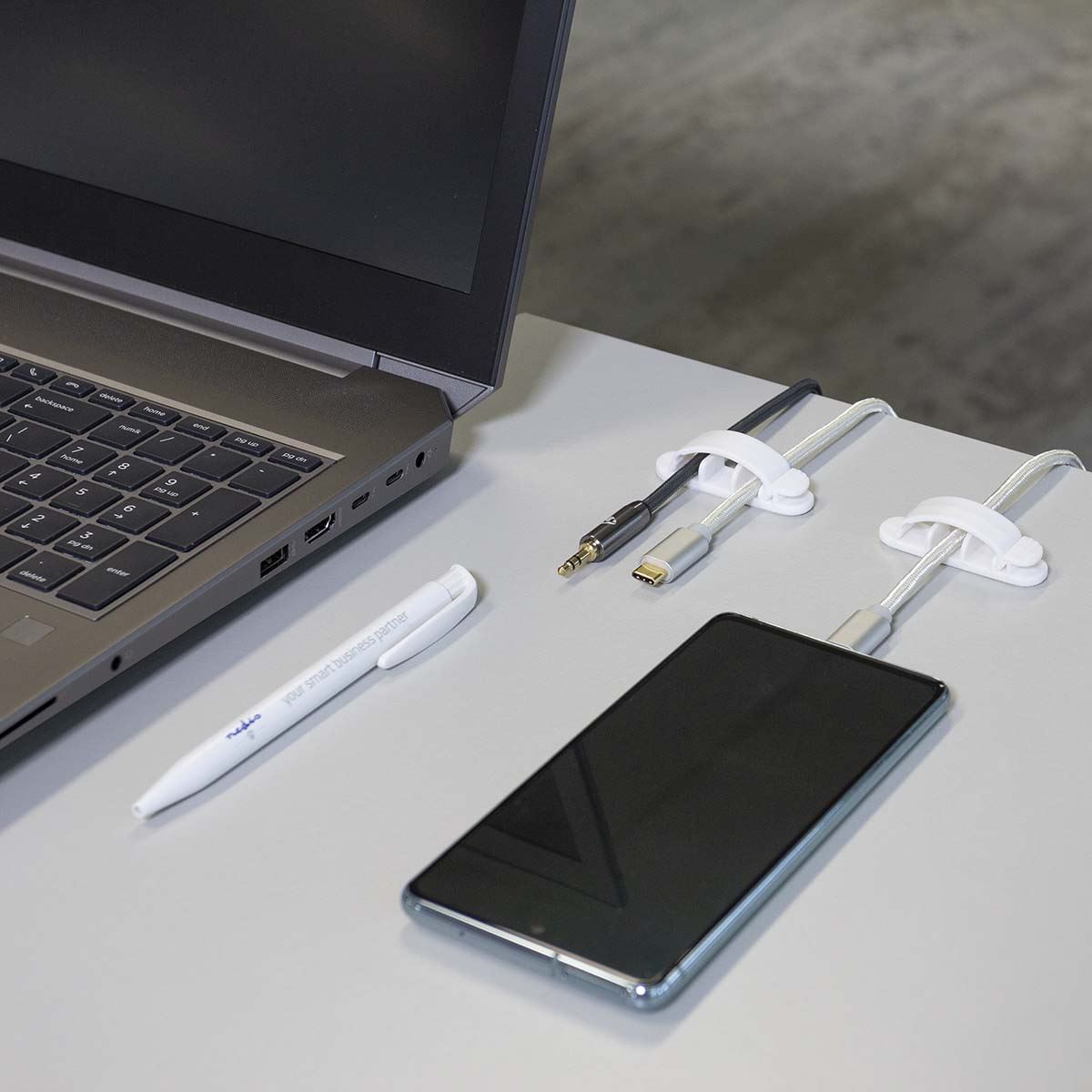 Nedis Cable Management | Cable Clip | Locked | 3 pcs | Number of slots: 3 Slots | Maximum cable thickness: 7.5 mm | Polypropylene | White