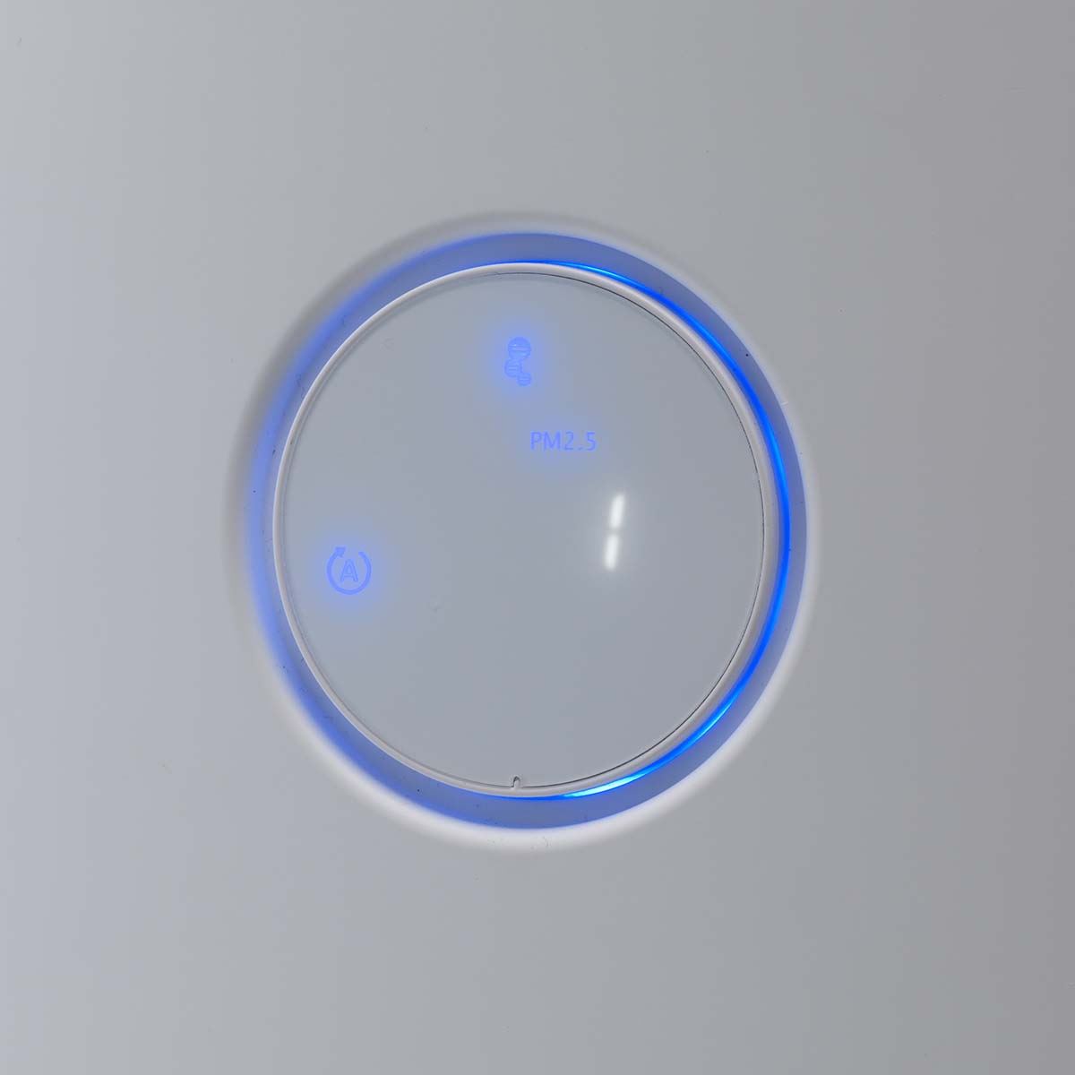 Trebs UV Air Purifier 49100, Whisper Quiet, Suitable for space up to: 90 m² for Clean Air Delivery Rate (CADR): 470 m³/h with HEPA H13 Filter | Air quality indicator | White