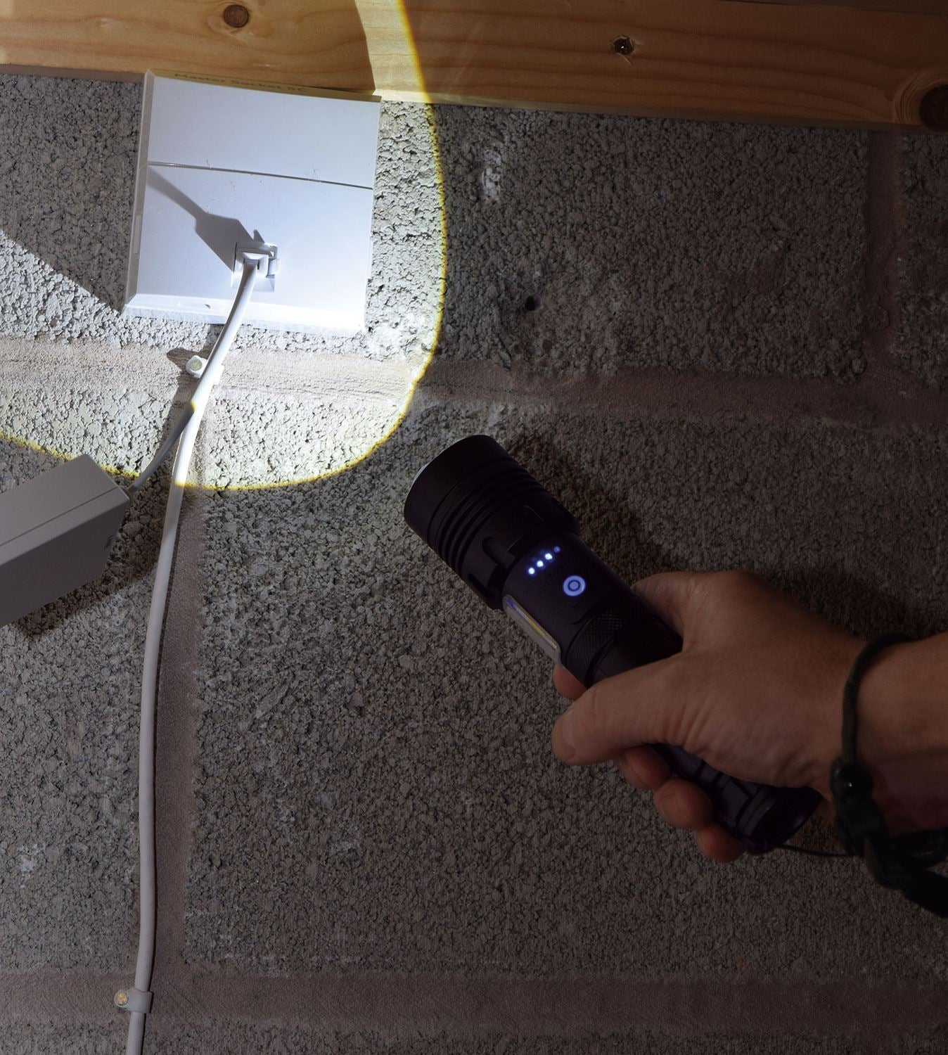 Mercury Mercury | Flashlight COB LED Rugged 7-Mode & Emergency Lamp with USB Rechargeable 5000mAh Powerbank, Telescopic Zoom, and Water-Resistant Metal Body – Ideal for Camping, Hiking, and Emergency Use