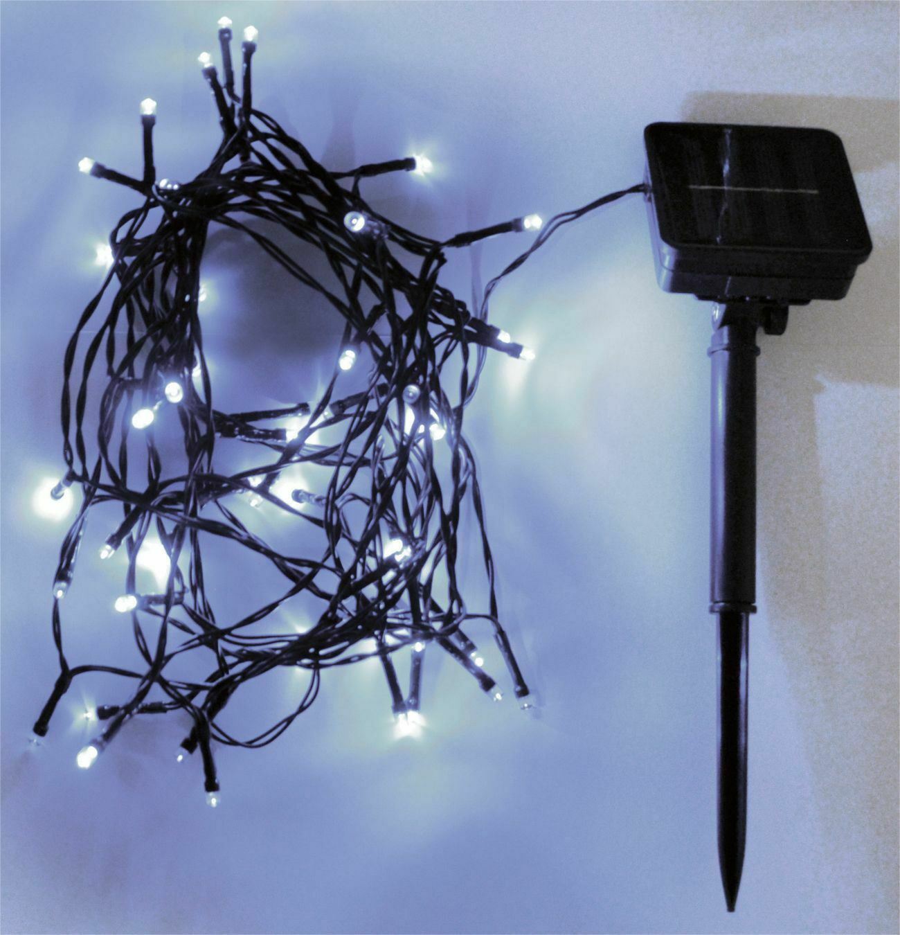 50x Mini LED Ice White Outdoor Xmas Tree Lights 6m Solar Powered