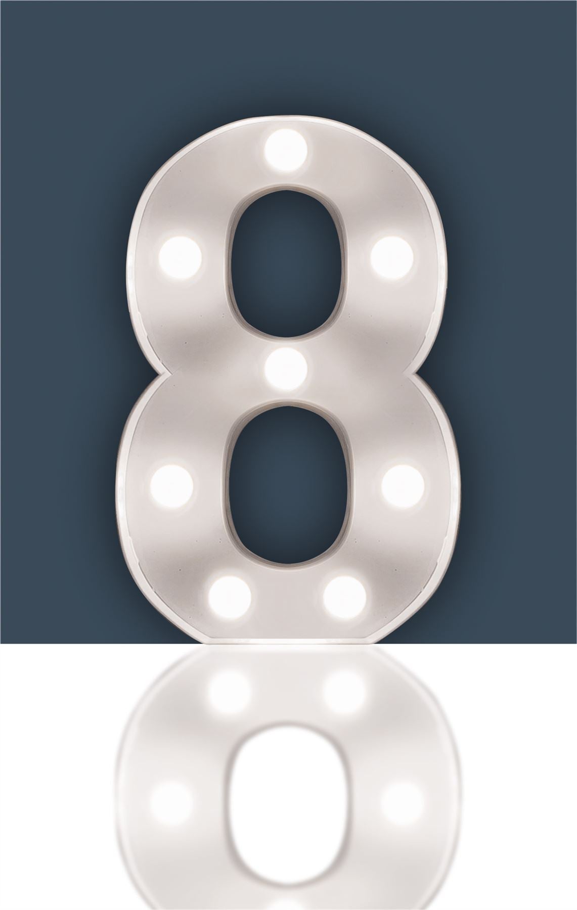 "8" Light Up 3D LED 22cm Numbers Party Birthday Wedding Battery Operated