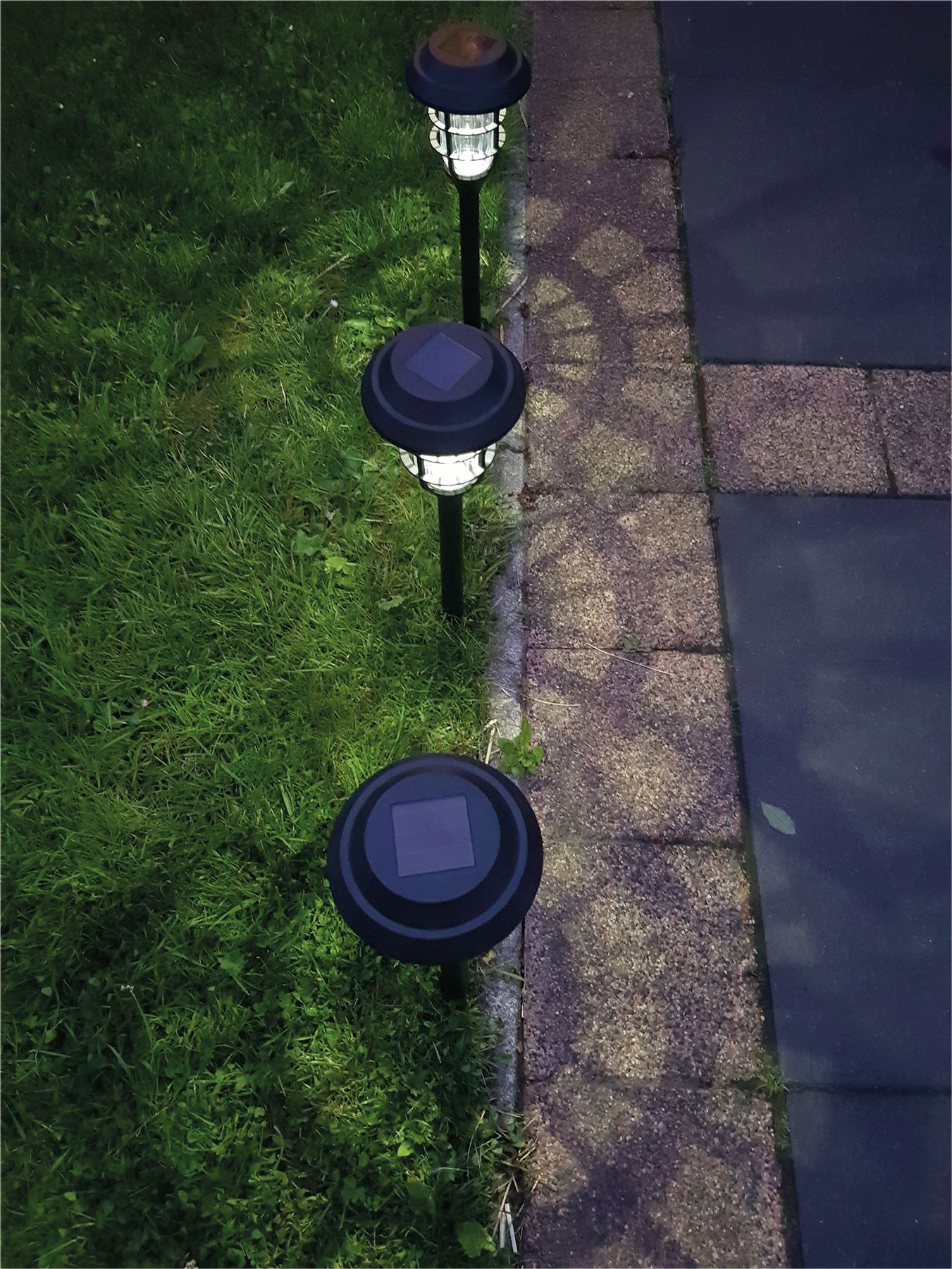 Solar Powered Garden Pathway Stake Lights Set of 4 Dusk to Dawn Sensor Lamp