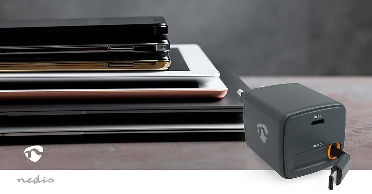 Nedis EU Wall Travel Charger with Retractable Cable | 30 W | GaN | PD3.0 30W | 1.5 / 2.0 / 2.5 / 3.0 A | Number of outputs: 1 | USB-C™ | USB-C™ Retractable Cable | 0.75 m | Automatic Voltage Selection | Black