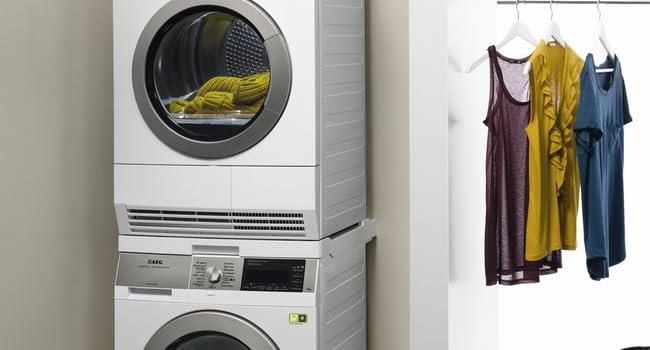AEG A1WYHSK1 Stacking Kit Washing Machine / Dryer 67 cm