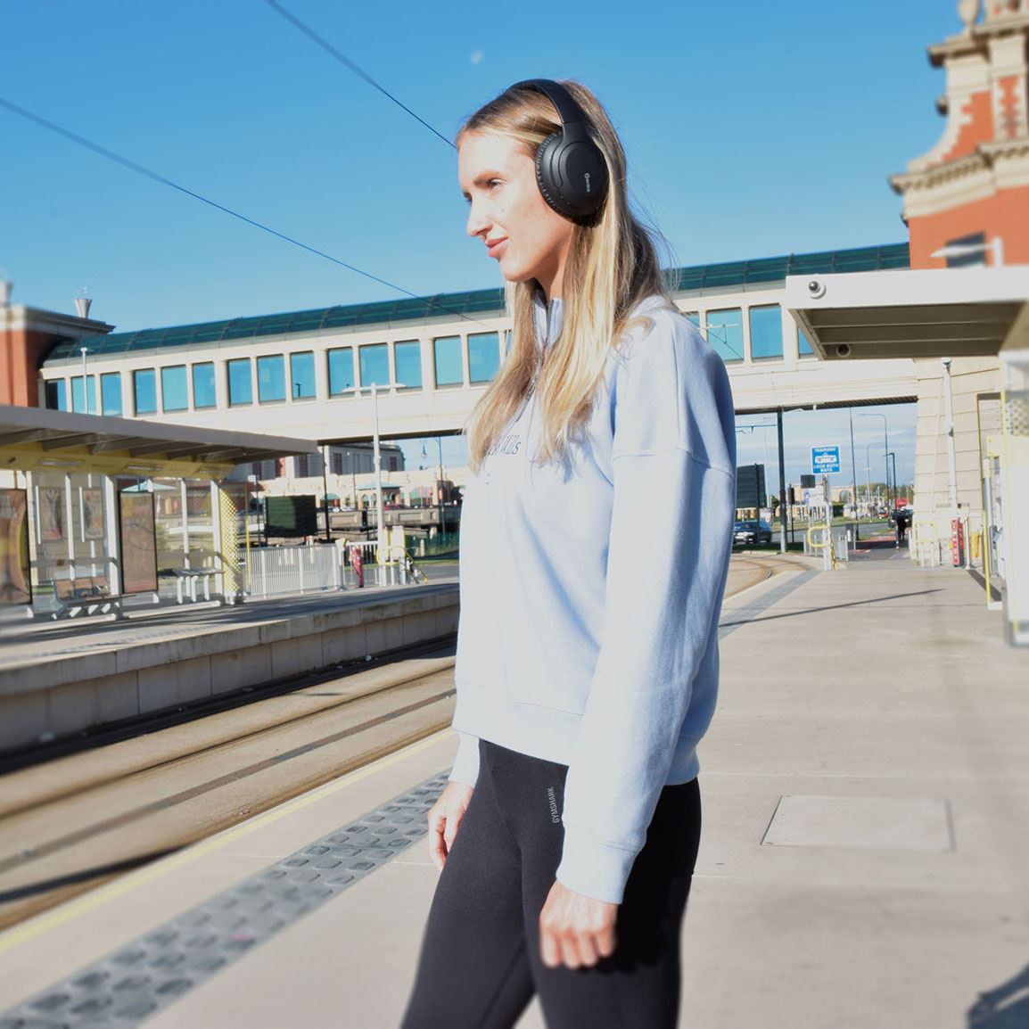 Av:link Active Noise Cancelling Bluetooth Headphones