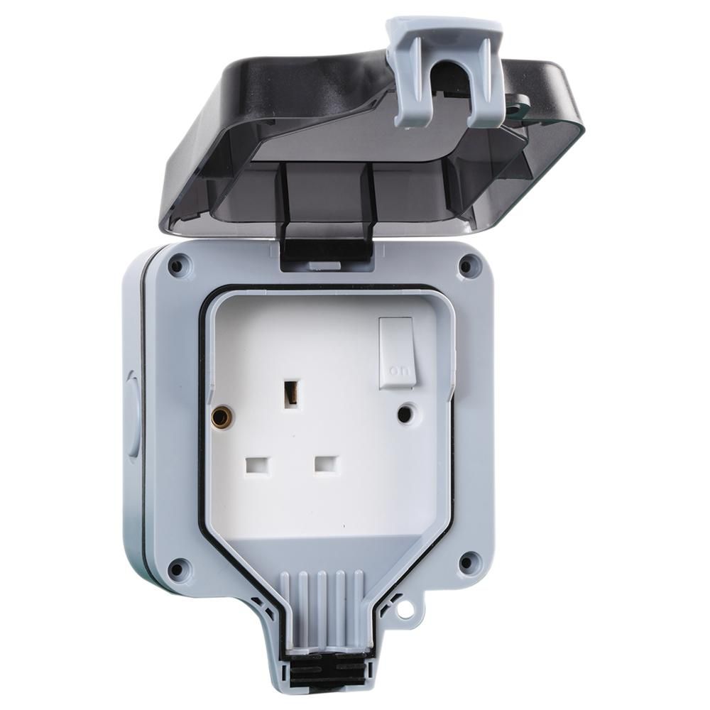 Outdoor 1 Gang Mains 13A Single Switched Socket IP66 Weatherproof, with Hinged Cover and Locking Clip, for Shed Garage