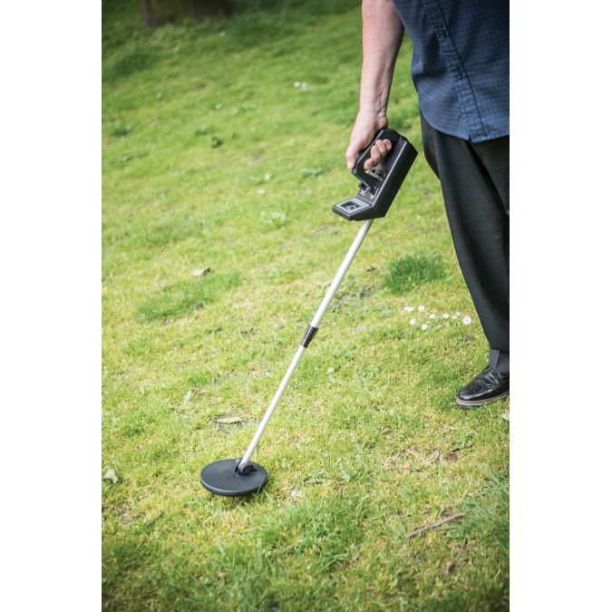 Mercury Extendable Digital Metal Detector With LCD Display & Sounds Alert Water Proof