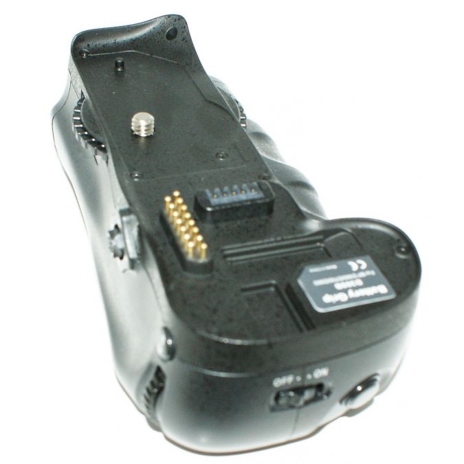Ex-Pro® Power Grip Nikon D10 (EN-EL3e) Series for Nikon, with Infrared Remote shutter release.