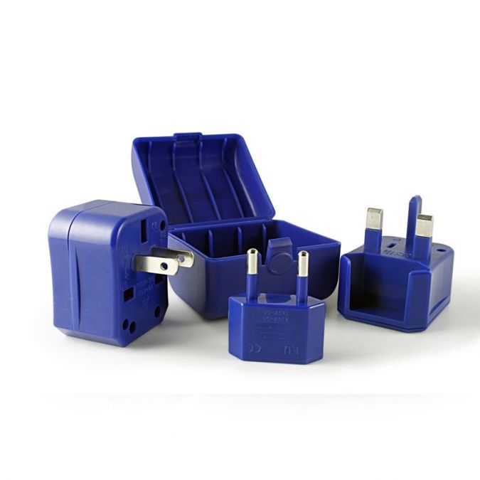 CLiPtec® Multi Country Universal traveling plug adapters - Covers over 150 countries