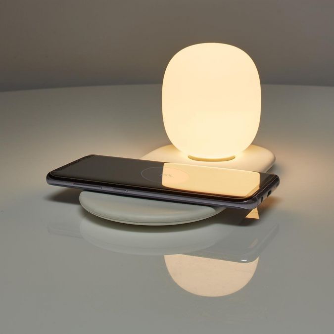 Universal QI Wireless 10W Charger Charging Pad with soft light LED Bed side
